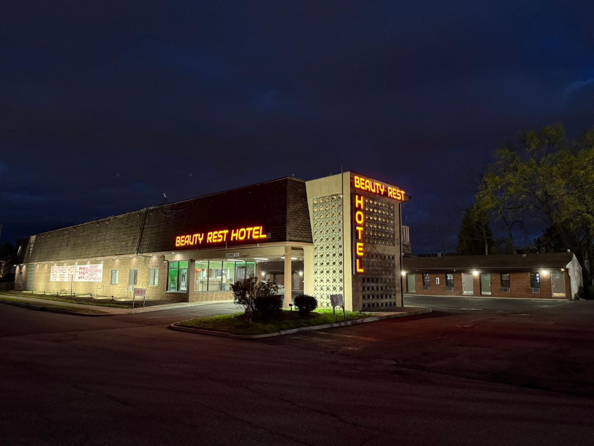 Beauty Rest Hotel Edison Exterior photo